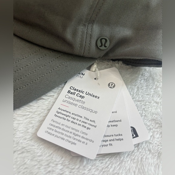 Lululemon Classic Ball Cap in Gray NWT - Picture 2 of 4